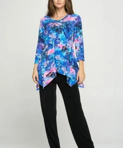 Jostar Online Jostar Women's Stretchy V-Neck Binding Top 3/4 Sleeve Print, 313BN-QRP1-W305 Tops