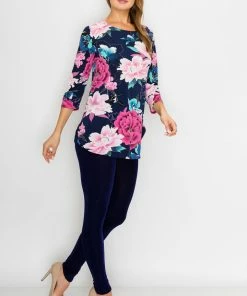 Jostar Women's HIT Rounded Bottom Tunic Top Quarter Sleeve Print-346HT-QRP1-W237 Quarter Sleeves