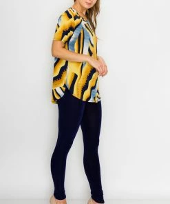 Short Sleeves Jostar Women's HIT Rounded Bottom Tunic Top Short Sleeve Print-346HT-SRP1-W226