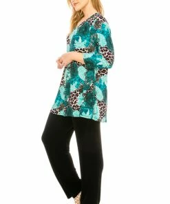 Tops Jostar Women's Stretchy V-Nk Binding Tunic Top Quarter Sleeve Print-347BN-QXP1-W188