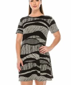 JostarUSA Short Length BNS Missy Dress Short Sleeve Print-704BN-SP-W715