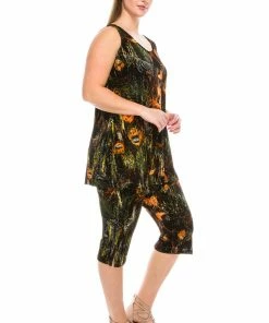 Jostar Women's Stretchy Tank Capri Set Sleeveless Plus Print, 902BN-TXP-W137