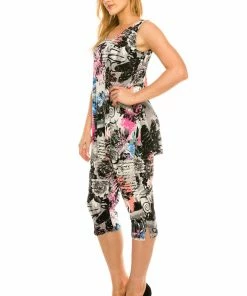 Jostar Women's Stretchy Tank Capri Set Sleeveless Plus Print, 902BN-TXP-W169 Pant Sets