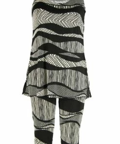 Jostar Women's Stretchy Tank Capri Set Sleeveless Plus Print, 902BN-TXP-W679 Pant Sets