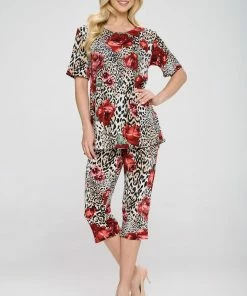 Jostar Women's Stretchy Capri Pant Set Short Sleeve Print-903BN-SRP1-W307 Pant Sets
