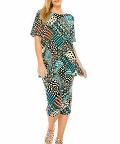 Jostar Women's Stretchy Capri Pants Set Short Sleeve Plus Print, 903BN-SXP-W190