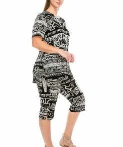 Jostar Women's Stretchy Capri Pants Set Short Sleeve Plus Print, 903BN-SXP-W901