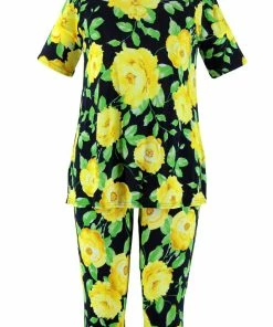 Jostar Women's Stretchy Capri Pants Set Short Sleeve Plus Print, 903BN-SXP-W020